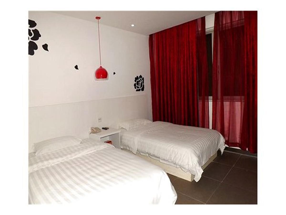 V8 Hotel Xicun Subway Branch Kuangcsou Kültér fotó